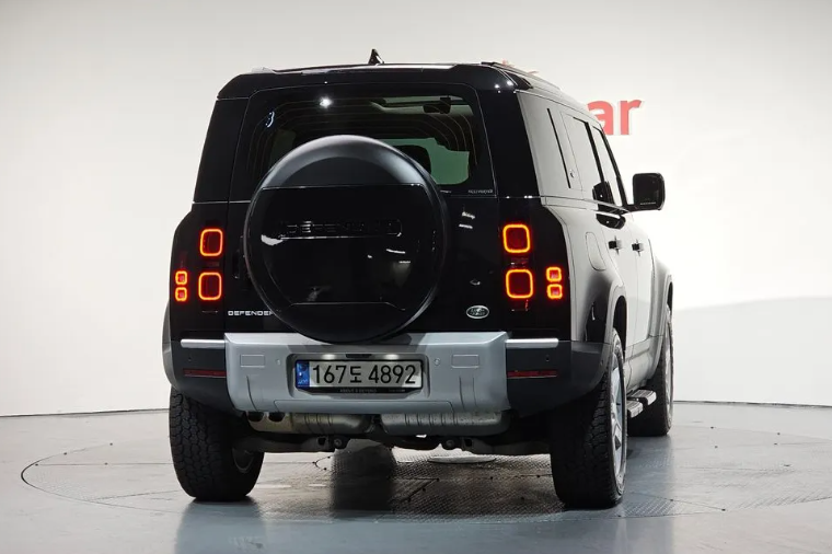 Land Rover Defender II, 2021 год, 6 640 000 рублей, 4 фотография