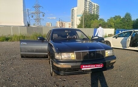 Toyota Crown, 1995 год, 390 000 рублей, 3 фотография