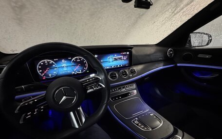 Mercedes-Benz E-Класс, 2021 год, 5 500 000 рублей, 3 фотография