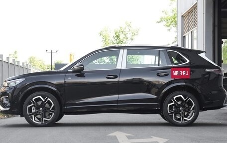 Volkswagen Tiguan, 2025 год, 4 580 000 рублей, 2 фотография