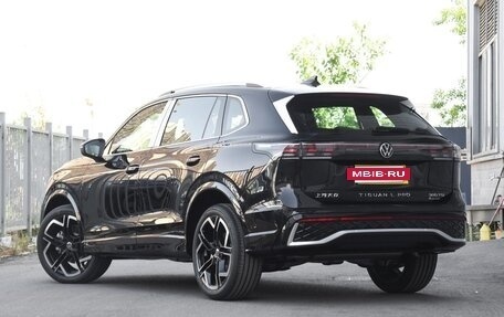 Volkswagen Tiguan, 2025 год, 4 580 000 рублей, 3 фотография