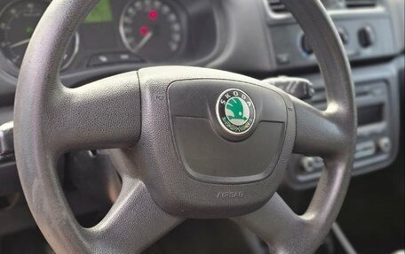 Skoda Fabia II, 2010 год, 529 900 рублей, 34 фотография