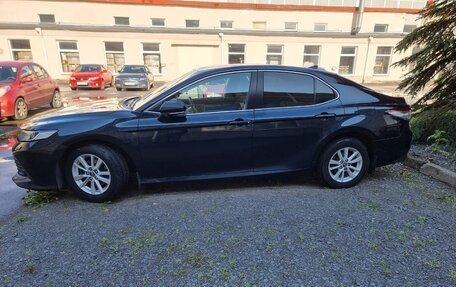 Toyota Camry, 2018 год, 2 493 000 рублей, 2 фотография