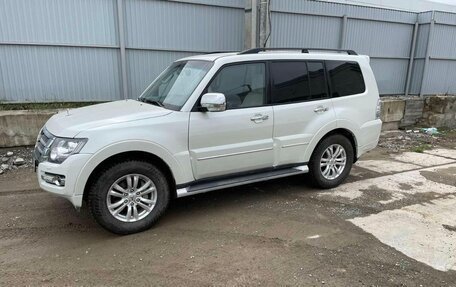 Mitsubishi Pajero IV, 2020 год, 3 600 000 рублей, 4 фотография
