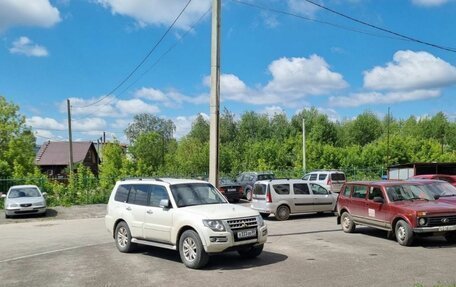 Mitsubishi Pajero IV, 2020 год, 3 600 000 рублей, 5 фотография