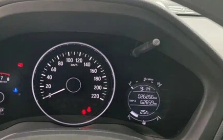 Honda Vezel, 2022 год, 1 390 000 рублей, 11 фотография