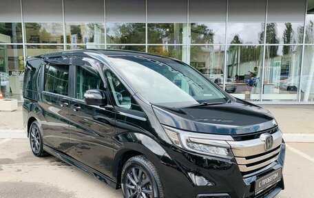 Honda Stepwgn IV, 2018 год, 2 499 000 рублей, 3 фотография