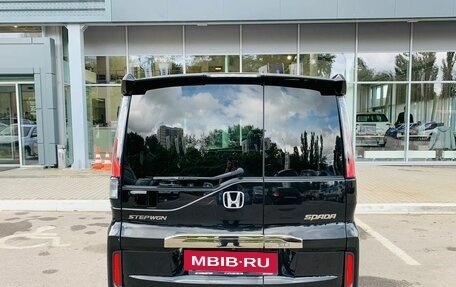 Honda Stepwgn IV, 2018 год, 2 499 000 рублей, 6 фотография
