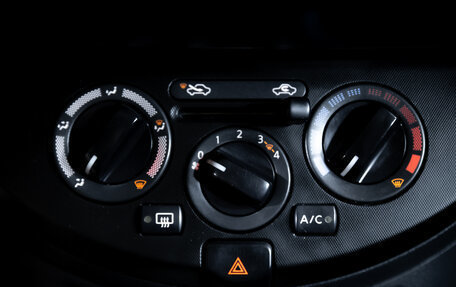 Nissan Note II рестайлинг, 2010 год, 649 000 рублей, 20 фотография