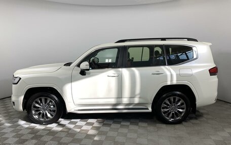 Toyota Land Cruiser, 2023 год, 14 490 000 рублей, 8 фотография