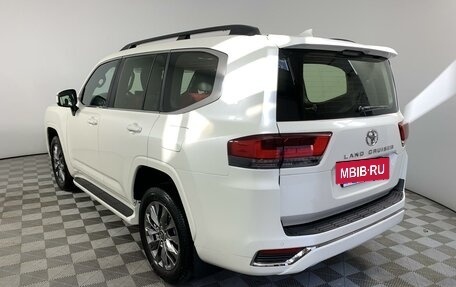 Toyota Land Cruiser, 2023 год, 14 490 000 рублей, 7 фотография