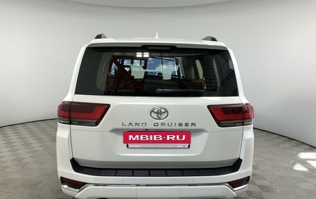 Toyota Land Cruiser, 2023 год, 14 490 000 рублей, 6 фотография
