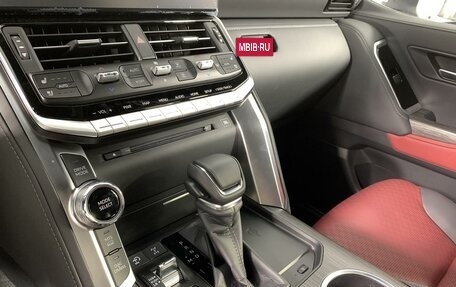 Toyota Land Cruiser, 2023 год, 14 490 000 рублей, 23 фотография