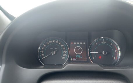 Jaguar XF I рестайлинг, 2012 год, 1 900 000 рублей, 8 фотография