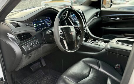 Cadillac Escalade IV, 2016 год, 3 999 999 рублей, 12 фотография