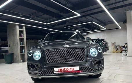 Bentley Bentayga I, 2016 год, 9 500 000 рублей, 19 фотография
