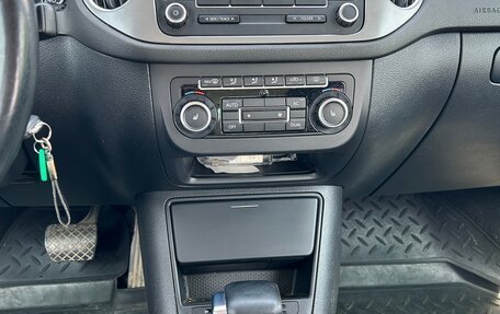 Volkswagen Tiguan I, 2010 год, 950 000 рублей, 13 фотография