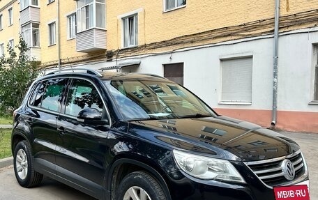 Volkswagen Tiguan I, 2010 год, 950 000 рублей, 4 фотография