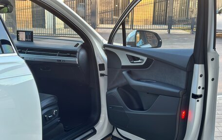 Audi Q7, 2015 год, 4 270 000 рублей, 9 фотография