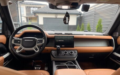 Land Rover Defender II, 2022 год, 13 500 000 рублей, 12 фотография