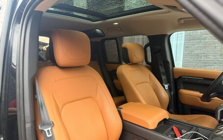 Land Rover Defender II, 2022 год, 13 500 000 рублей, 16 фотография