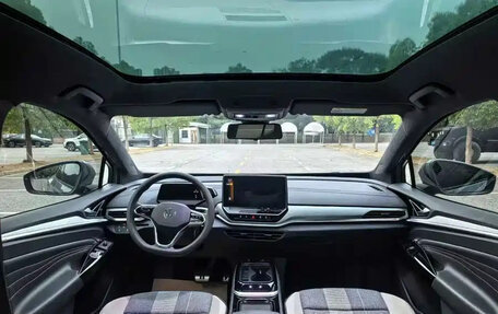 Volkswagen ID.4, 2024 год, 2 650 000 рублей, 6 фотография