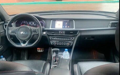 KIA Optima IV, 2017 год, 2 350 000 рублей, 8 фотография