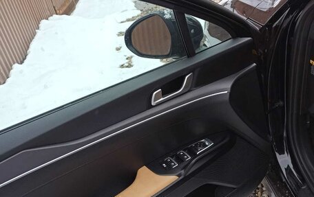 KIA K5, 2020 год, 3 050 000 рублей, 21 фотография