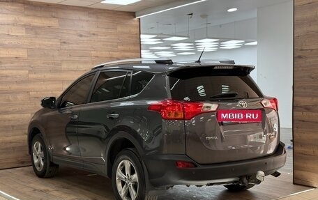 Toyota RAV4, 2014 год, 1 690 000 рублей, 8 фотография