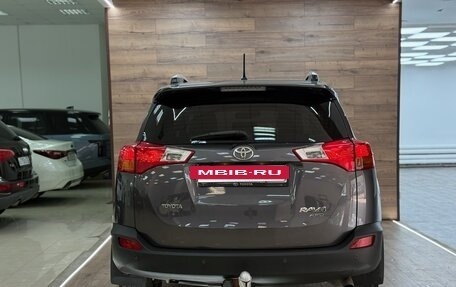 Toyota RAV4, 2014 год, 1 690 000 рублей, 10 фотография