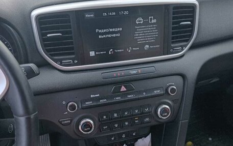 KIA Sportage IV рестайлинг, 2020 год, 2 700 000 рублей, 5 фотография