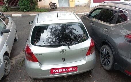 Toyota Yaris III рестайлинг, 2008 год, 545 000 рублей, 6 фотография