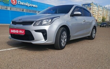 KIA Rio IV, 2019 год, 1 370 000 рублей, 4 фотография