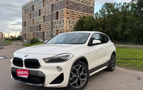 BMW X2, 2018 год, 2 250 000 рублей, 2 фотография