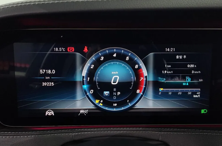 Mercedes-Benz S-Класс W222 рестайлинг, 2017 год, 5 870 000 рублей, 8 фотография