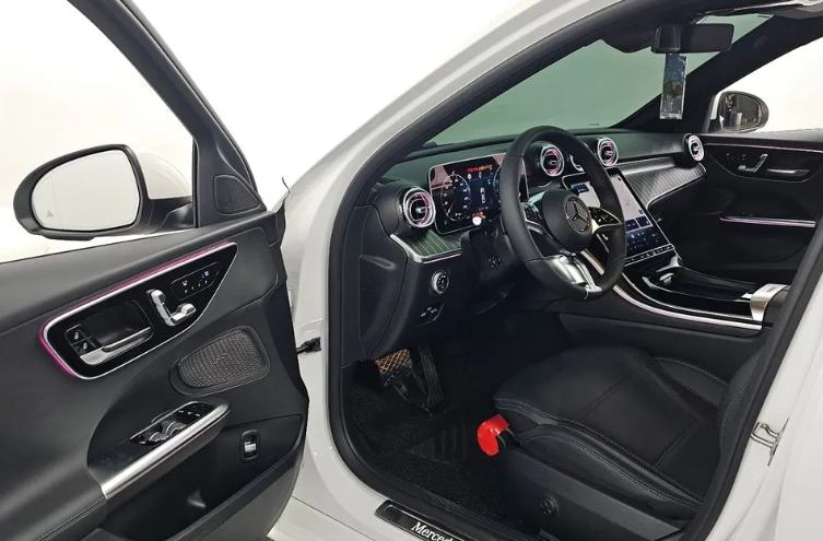 Mercedes-Benz C-Класс W205 рестайлинг, 2024 год, 5 650 000 рублей, 10 фотография