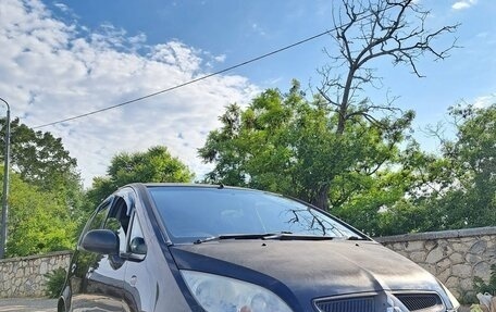 Mitsubishi Colt VI рестайлинг, 2003 год, 370 000 рублей, 1 фотография