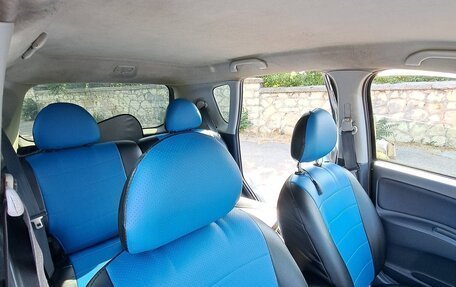 Mitsubishi Colt VI рестайлинг, 2003 год, 370 000 рублей, 3 фотография
