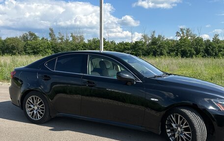 Lexus IS II рестайлинг 2, 2006 год, 1 300 000 рублей, 2 фотография