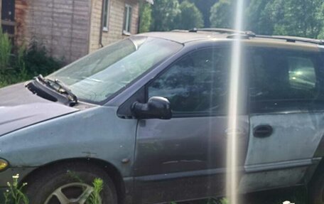 Chrysler Voyager III, 1997 год, 85 000 рублей, 3 фотография