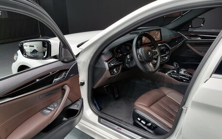 BMW 5 серия, 2022 год, 4 750 000 рублей, 11 фотография