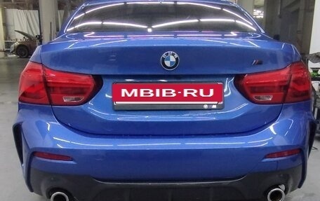 BMW 1 серия, 2020 год, 2 750 000 рублей, 15 фотография