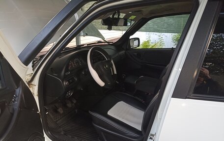 Chevrolet Niva I рестайлинг, 2014 год, 800 000 рублей, 8 фотография