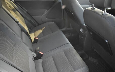 Volkswagen Tiguan I, 2011 год, 850 000 рублей, 11 фотография