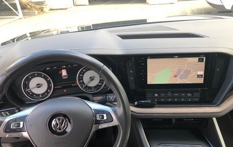 Volkswagen Touareg III, 2020 год, 5 700 000 рублей, 7 фотография