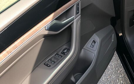 Volkswagen Touareg III, 2020 год, 5 700 000 рублей, 12 фотография