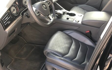 Volkswagen Touareg III, 2020 год, 5 700 000 рублей, 15 фотография