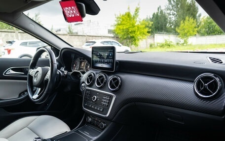 Mercedes-Benz GLA, 2018 год, 2 629 000 рублей, 11 фотография