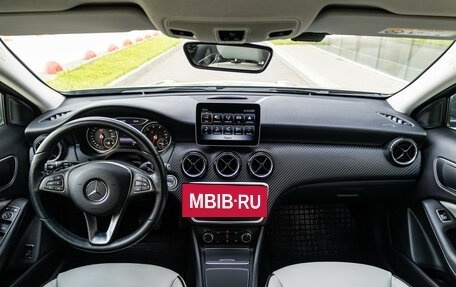Mercedes-Benz GLA, 2018 год, 2 629 000 рублей, 18 фотография