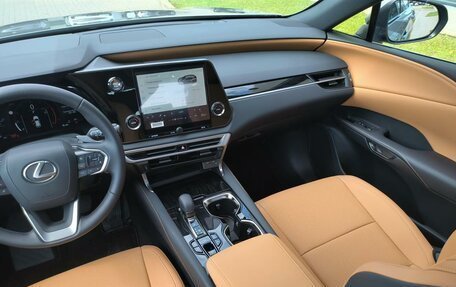 Lexus RX IV рестайлинг, 2025 год, 7 850 000 рублей, 20 фотография